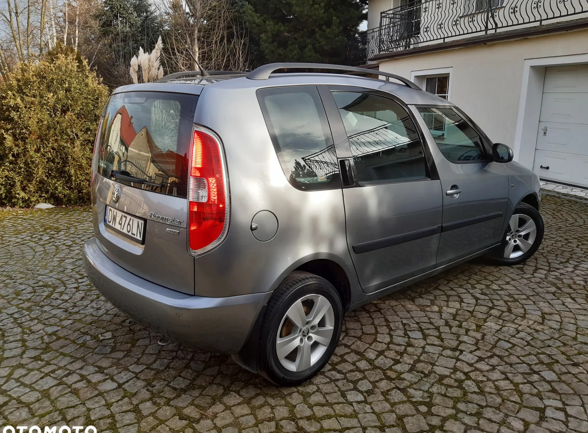 Skoda Roomster cena 17800 przebieg: 199000, rok produkcji 2011 z Paczków małe 497